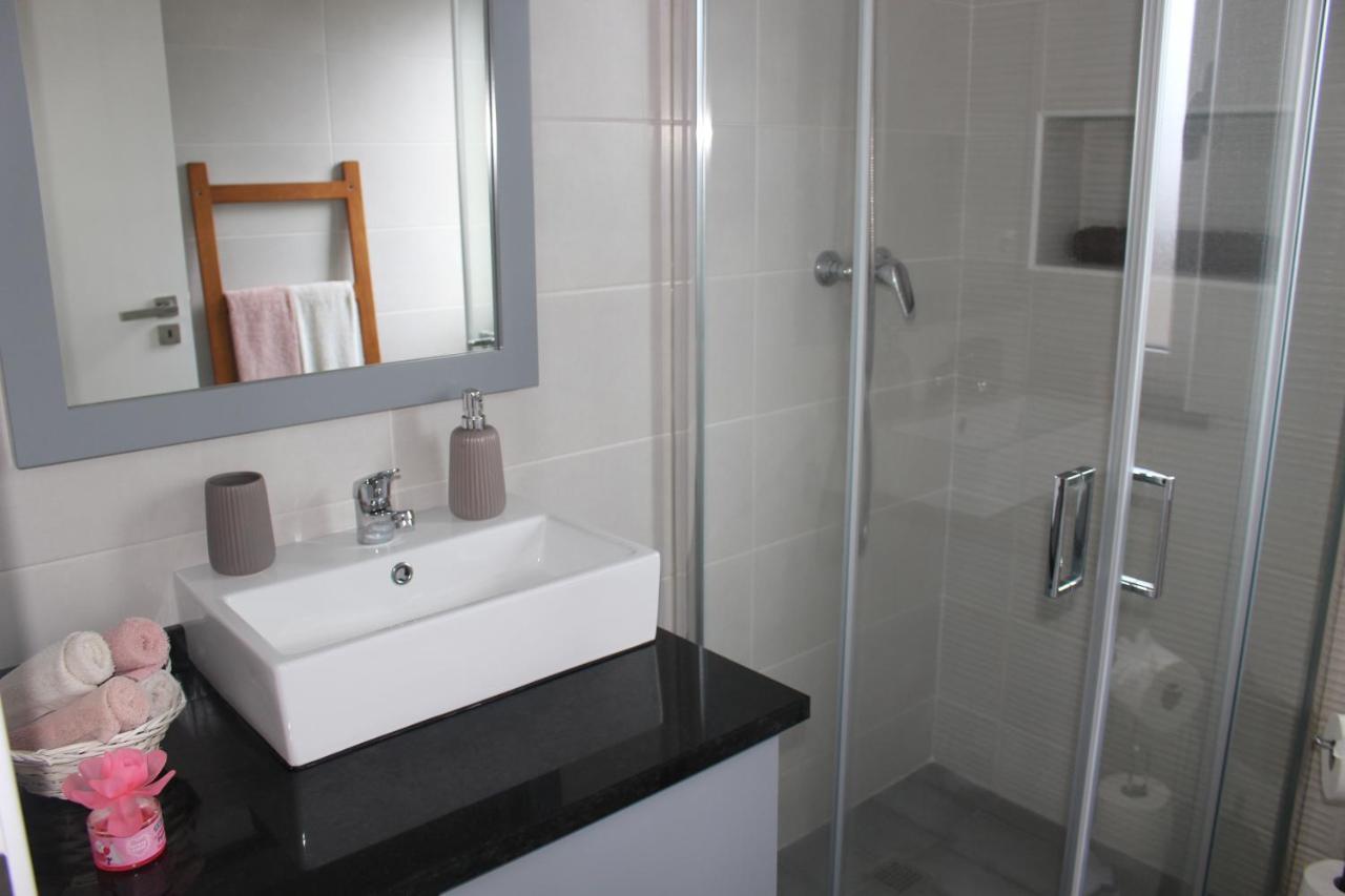 Pedras Negras House Apartman Biscoitos  Kültér fotó